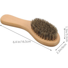 Schoenborstel met elleboogvormig handvat, geschikt voor het reinigen van laarzen en schoenen, ideaal voor thuisgebruik.