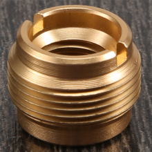 Mikrofonadapter 5/8"-Innengewinde auf 3/8"-Außengewinde und 3/8"-Innengewinde auf 5/8"-Außengewinde