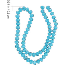 stroken van 210 blauwe kristallen glaskralen met rijggaten voor het maken van sieraden.