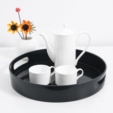 Rundes, dekoratives Tablett mit Griffen, schwarzer Kunststoff, modernes, schlankes Design, zum Servieren von Snacks