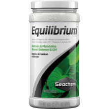 Seachem Equilibrium Aquarium Water Conditioner, 300 g,white