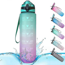 Sport-Trinkflasche, 1 Liter, mit Zeitmarkierungen und Strohhalm. Die Flasche lässt sich öffnen und eignet sich für Fitness und Outdoor-