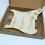 3X Micros de Guitare électrique Pickguard Chargé Assemblage de Plaque à Gratter Précâblé SSS Jaune 6