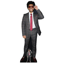 Lebensgroßer Pappaufsteller von The Weeknd