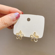 Shell Double-Layer Earrings With Diamond Clasp, Color: Eh1357 Surprise Gift