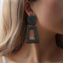 Simple Geometric Embossed Floral Metal Earrings, Retro And Stylish Unique Earrings (Black) Surprise Gift