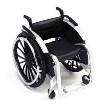Exquisite 1:64 Scale Miniature Human Statues Resin-Wheelchair