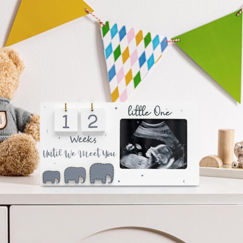 Baby Scan Photo Frames with Countdown Calendar and Changeable Mats Bab 1