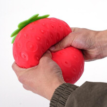 (Matches the image) Toys Giant Strawberry Squishy Toy Extra Large Size Strawberry Fidget Slow Rising Shapeable Venting Ball for Adults Friends Gifts