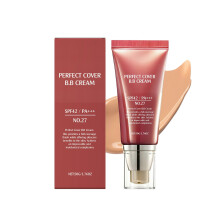 Light brown skin-toned, soft, concealing BB cream. Natural, lightweight, adheres well, long-lasting, moisturizing, and sheer. Suitable for both oily a