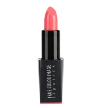 Le rouge à lèvres Power Pigment Complex offre des pigments purs et des huiles émollientes pour une couleur riche, idéale pour les fêtes