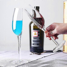 Halvt vinglas, halvt rødvinsglas, klart glas af høj kvalitet - perfekt til rødvin