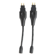 Verdrilltes Audiokabel mit monokristallinem, versilbertem Kupferkern, natürliche Klangwiedergabe für audiophiles Hörvergnügen, handgefertigte