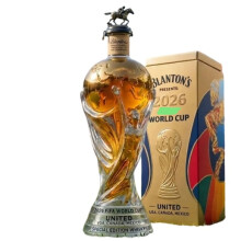 350ml Glass Football-Shaped Whisky Decanter with Stopper – A decanter designed especially for football fans