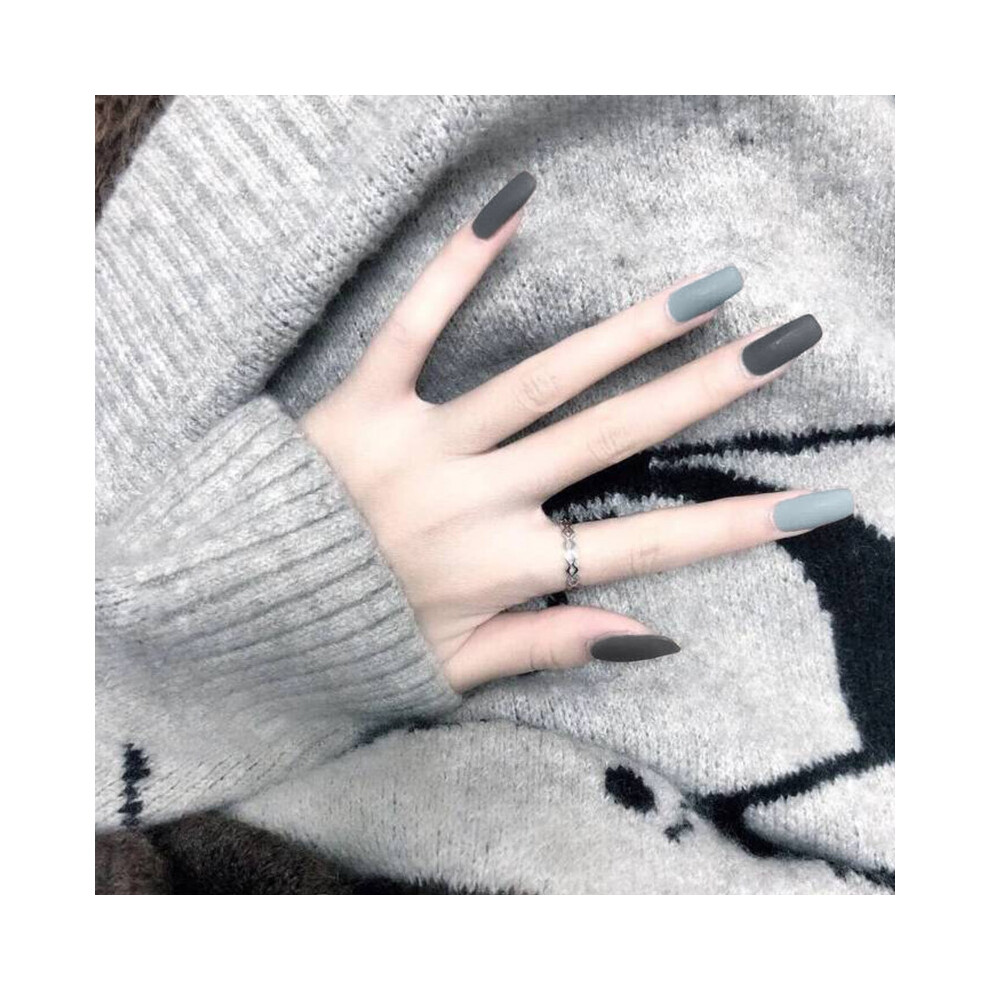 Reach-Tools Black & Gray Press-On Nails, Square Manicure Art