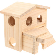 1Kleine Chinchilla Hut Met En Speelruimte