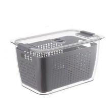 Fresh Food Storage Container with Drain Tray Adjustable Vents 4.5L Grey