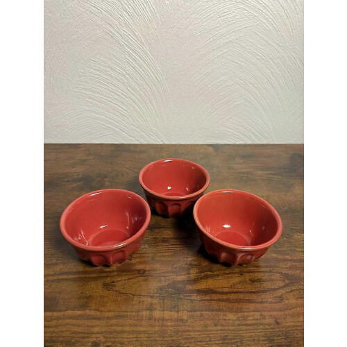 Set di 3 ciotoline in gres Magnolia, rosse, ideali per cuocere e servire.