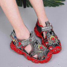 Boys Led Sandals Spiderman Outdoor Shoes Beach Shoes Kids Light-up Non-slip Shoes for Summer 25-26