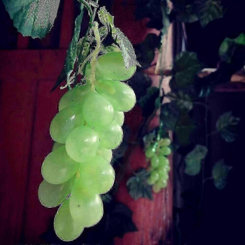 12 Bunches Artificial Grapes Simulation Decorative Lifelike Grapes Clusters for Wedding Wine Kitche
