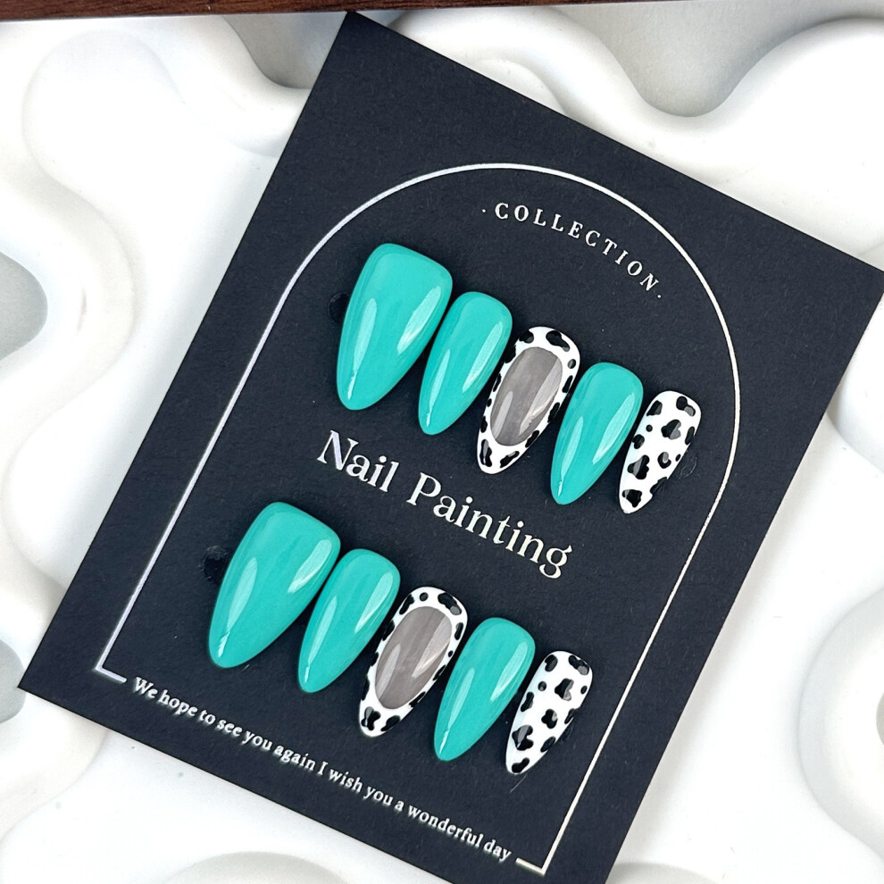 Creation-3C (Xs) Cow Spot Glossy Almond False Nails