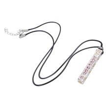 Bijoux élégants de collier de pendentif en forme d'auvent