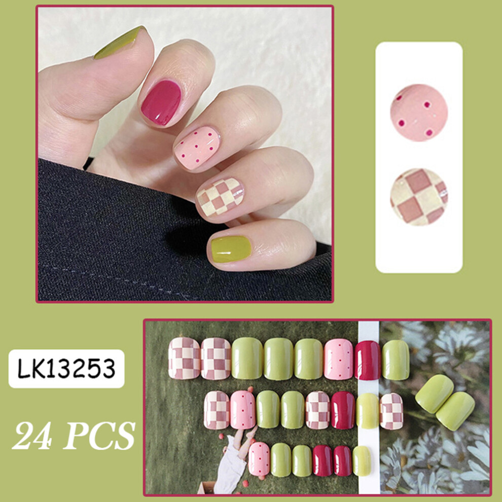 Phui-Pet-Supplies (Standard) 24Pcs Glossy Checkered Fake Nails For Women