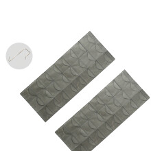 Le tissu respirant au-dessus de la porte peut contenir 24-Gris