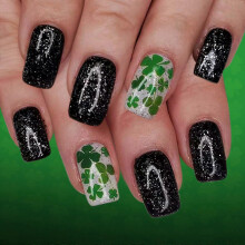 St Patricks Day Press On Nails Black Glitters Green Clovers Design Short Length