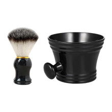 Set da rasatura da uomo con spazzola in schiuma portatile, ciotola per la pulizia di viso e barba e manico ergonomico.