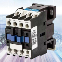 AC-schakelaar, CJX2-1810, 3-polig, 18A hoofdstroom, 220V wisselspanning, kunststof en metalen constructie