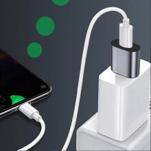 Convertisseur USB 3.1 haute vitesse compact et léger, plug-and-play, compatible avec appareils à ports USB ou Type-C femelles