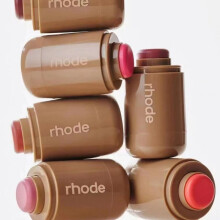 (sleepy girl, 1pcs) Rhode Skin New Blush Stick Hailey Piggy Freckle Lip & Cheek Cream Blush Multi-Purpose Makeup Portable Design