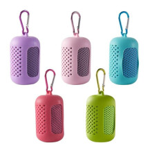 Lot de 5 serviettes de sport rafraîchissantes en microfibre avec étuis en silicone portables, tissu en soie glacée pour yoga et plage