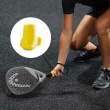 Tennisracket grip corrector, PLA materiaal, zwart, verbetert de handpositie voor padel-, tennis- en pickleballspelers.