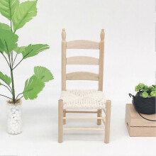 Chaise miniature vintage en bois pour maison de poupée à l'échelle 1:12, accessoire et décoration de bureau