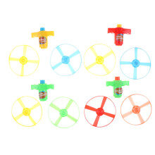 Kunststoff-Gyroskope, Ketten, fliegende Untertassen und Flugspielzeug, handgefertigte Libellen aus Bambus,