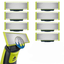 Verpakking met 7 scheermesjes, compatibel met Philips OneBlade vervangingsmesjes.