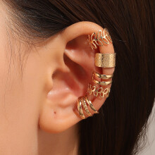 (KC Gold) Women\'s C-Shape Huggie Ear Cuff Set