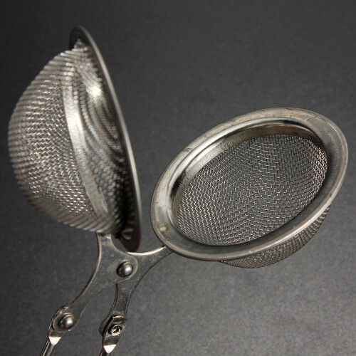 The filter Filtration Strainer Infuser   Stainless Mesh Infuser 4.5CM
