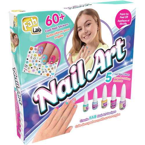 Kit de decoração de unhas com 7 esmaltes e decorações de coração. 2