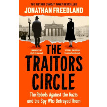 Traitors Circle by Jonathan Freedland Paperback Book