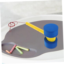 Interaktiv hammer for muldvarpspill Plastklubbe med komfortabelt grep Design i klare farger