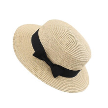 Chapeau canotier en paille pour femme, à larges bords et calotte plate ronde, idéal pour la plage, les voyages d'été et les vacances.