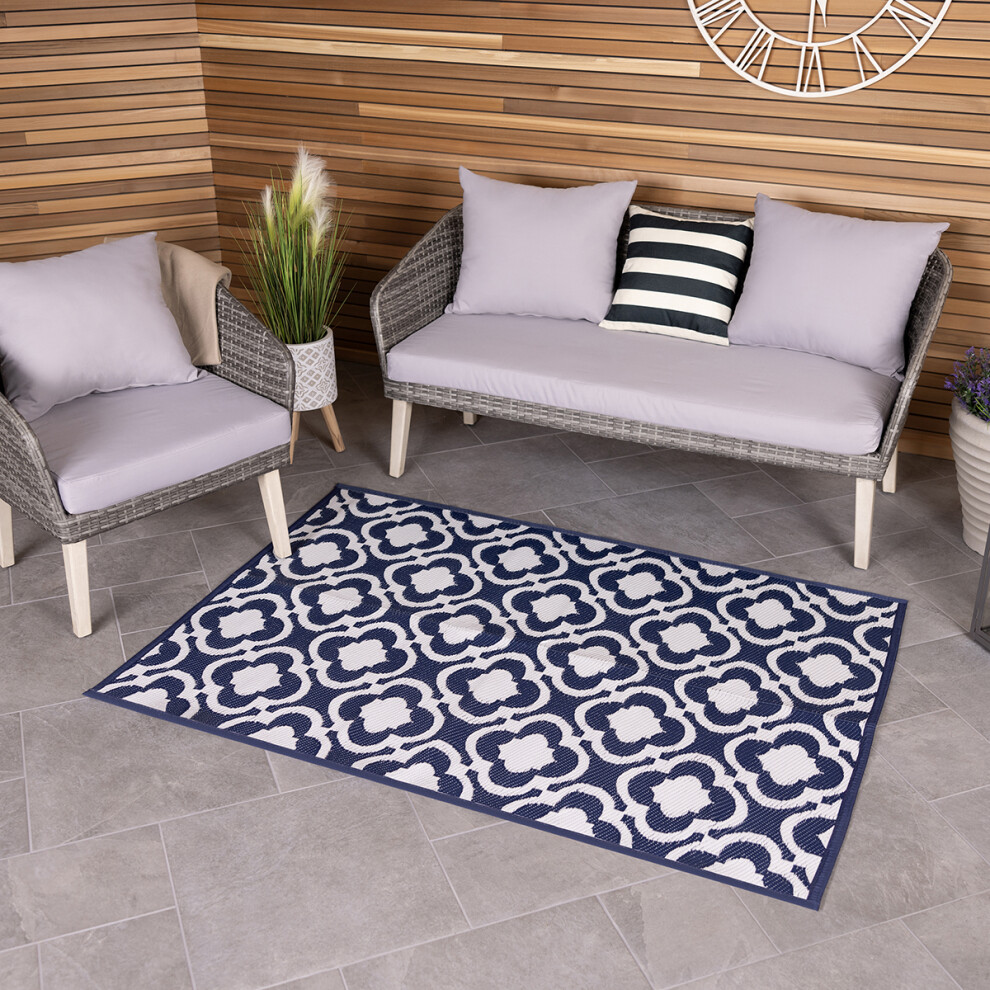 Charles Bentley Blue Patterned Lightweight Weatherproof Indoor/Outdoor Rug Plastic Garden Lightweight Uv Resistant Recycled Material Mat For Balcony
