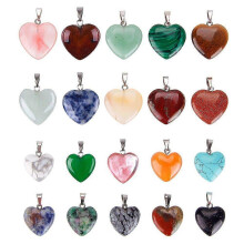 Lot de 20 pendentifs en cristal en forme de cœur pour la création de bijoux et de colliers.