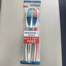 Sensodyne Sensitive Toothbrush, Soft (Color May Vary) - Pack of 6