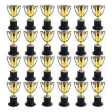 Set van 24 mini-trofeeën voor kinderprijzen, plastic gouden awardbekers, voor feestartikelen, beloningen en sportevenementen.