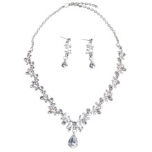 Elegante sieradenset van legering met bladmotief, strass en zirkonia, luxe bruidssieraden voor bruiloften.