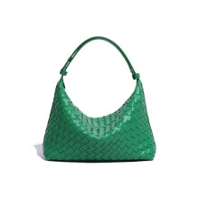 Trendy and versatile handmade woven bag, simple lunchbox handbag, niche shoulder bag/underarm bag